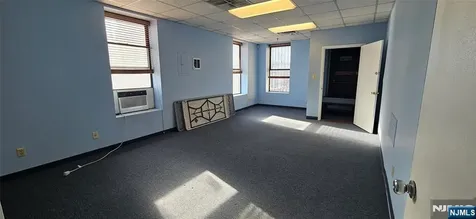 1019 Broad Street Newark NJ 07102