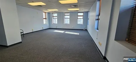 1019 Broad Street Newark NJ 07102