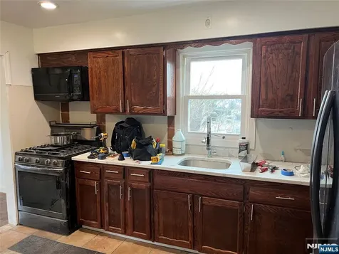 282-284 Washington Street Fairview NJ 07022