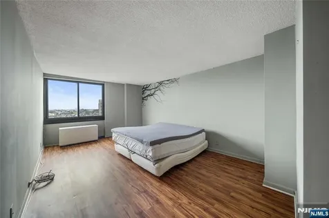 770 Anderson Avenue Cliffside Park NJ 07010