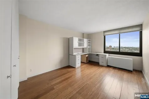 770 Anderson Avenue Cliffside Park NJ 07010