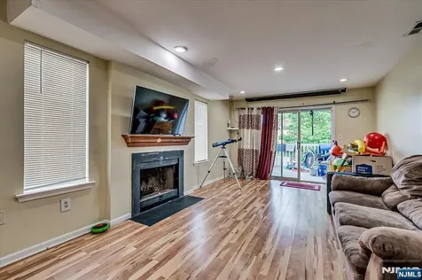 1702 Amanda Court Piscataway NJ 08854