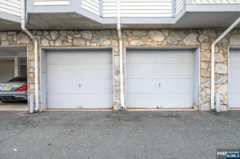 1702 Amanda Court Piscataway NJ 08854