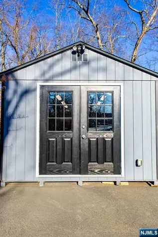 90 Ridgedale Avenue East Hanover Twp NJ 07936