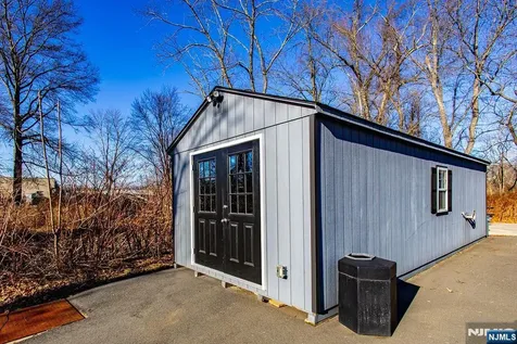 90 Ridgedale Avenue East Hanover Twp NJ 07936