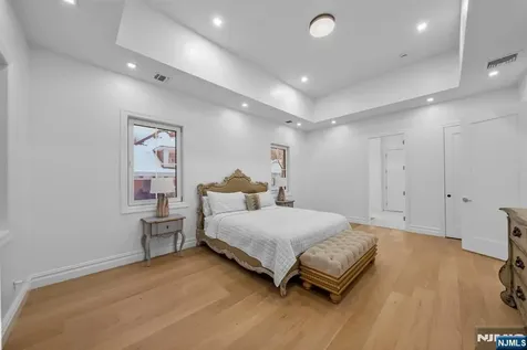 472 High Street Closter NJ 07624
