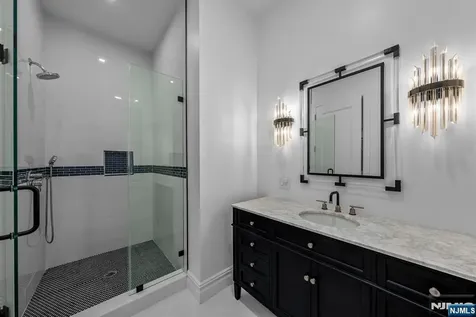 472 High Street Closter NJ 07624