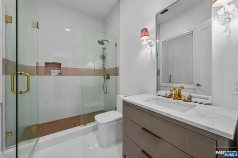 472 High Street Closter NJ 07624