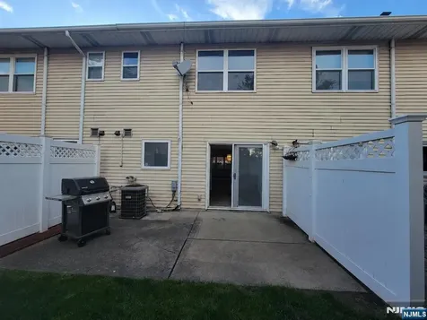 81 Church Street Lodi NJ 07644