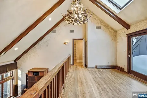 307 Freemans Lane Franklin Lakes NJ 07417
