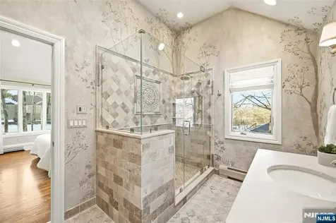 307 Freemans Lane Franklin Lakes NJ 07417
