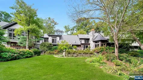 307 Freemans Lane Franklin Lakes NJ 07417