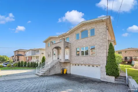 539B 3rd Street Palisades Park NJ 07650