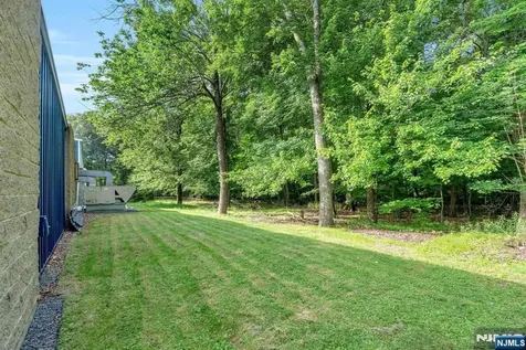 5 Mars Court Montville Township NJ 07005