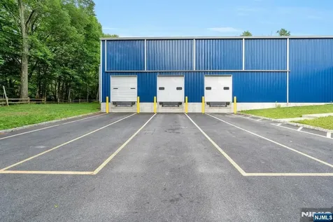 5 Mars Court Montville Township NJ 07005