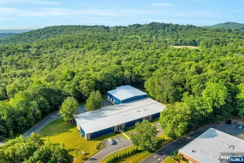 5 Mars Court Montville Township NJ 07005