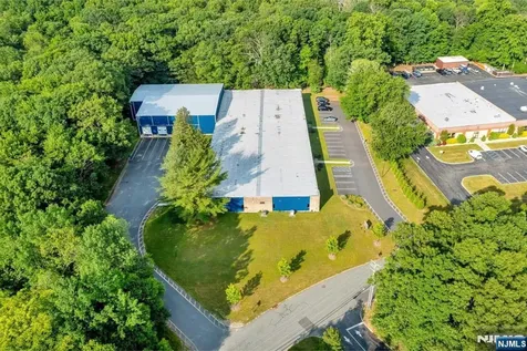 5 Mars Court Montville Township NJ 07005