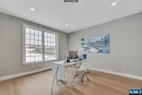15 Roxbury Road Mahwah NJ 07430