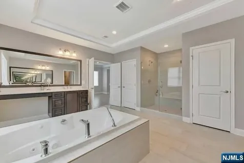 15 Roxbury Road Mahwah NJ 07430