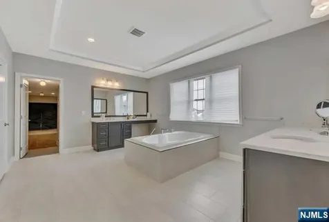 15 Roxbury Road Mahwah NJ 07430