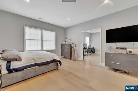 15 Roxbury Road Mahwah NJ 07430