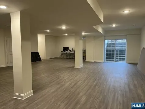 15 Roxbury Road Mahwah NJ 07430
