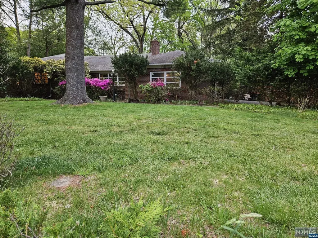 214 Crescent Avenue Wyckoff NJ 07481