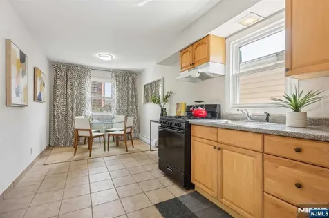 5706 Broadway West New York NJ 07093