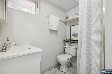5706 Broadway West New York NJ 07093