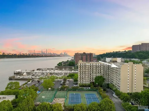 1055 River Road Edgewater NJ 07020