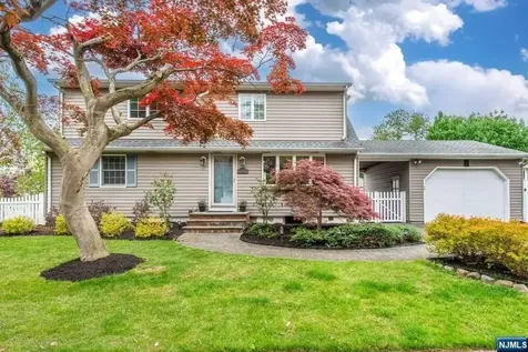 66 Wagner Place Hawthorne NJ 07506