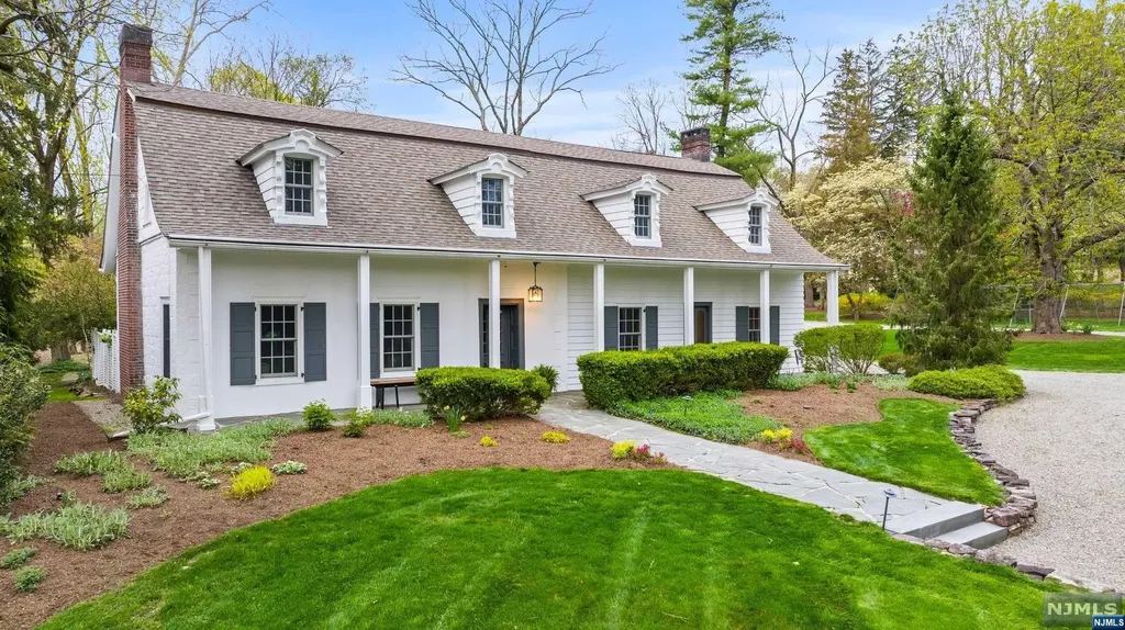 933 E Saddle River Road Ho-ho-kus NJ 07423