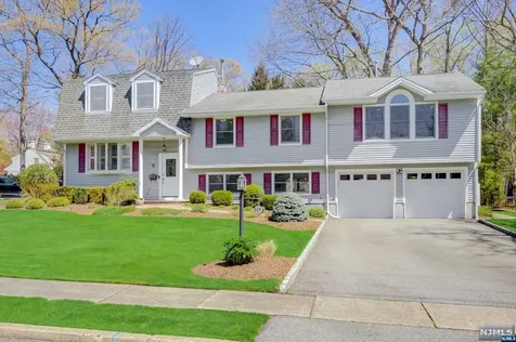 61 Cardinal Drive Oakland NJ 07436