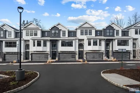 147 Central Avenue Old Tappan NJ 07675