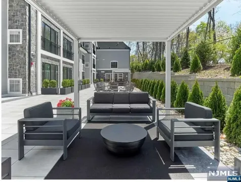 8 Tice Road Franklin Lakes NJ 07417