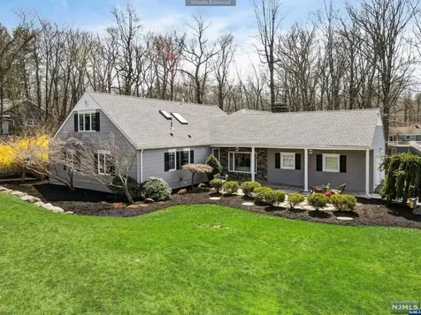 82 Andrew Avenue Oakland NJ 07436