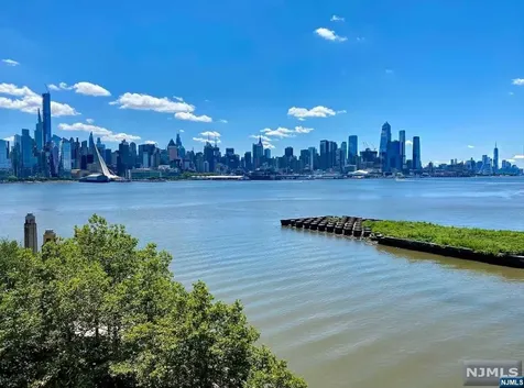 22 Avenue At Port Imperial West New York NJ 07093