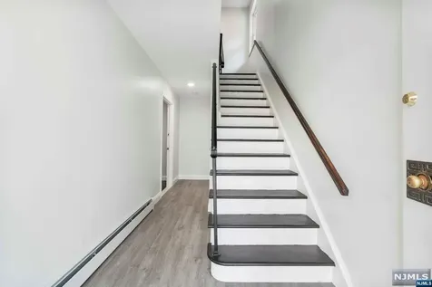 465 5th Street Palisades Park NJ 07650