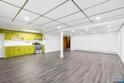 465 5th Street Palisades Park NJ 07650
