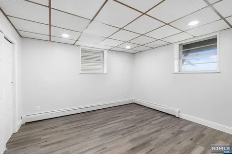 465 5th Street Palisades Park NJ 07650