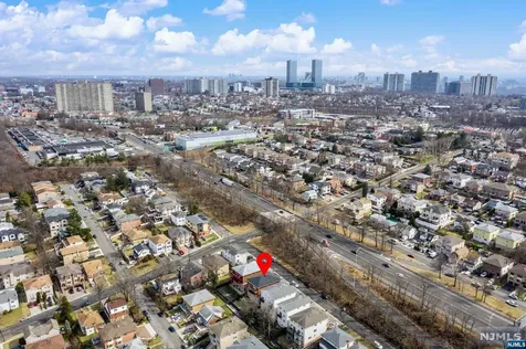 465 5th Street Palisades Park NJ 07650