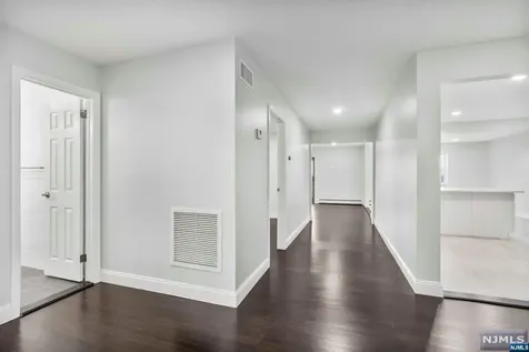 465 5th Street Palisades Park NJ 07650