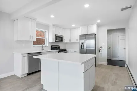 465 5th Street Palisades Park NJ 07650