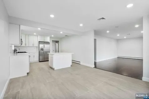 465 5th Street Palisades Park NJ 07650