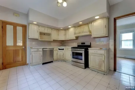 178 Marietta Avenue Passaic NJ 07055