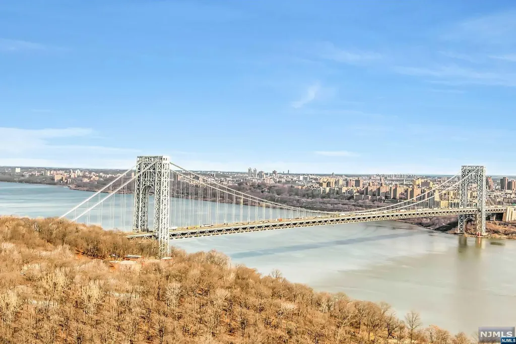 100 Old Palisade Road Fort Lee NJ 07024