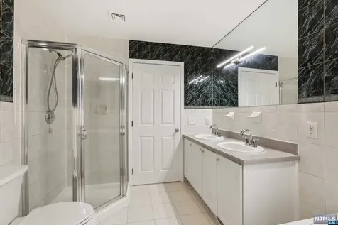 460 1st Street Palisades Park NJ 07650