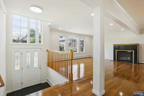 460 1st Street Palisades Park NJ 07650