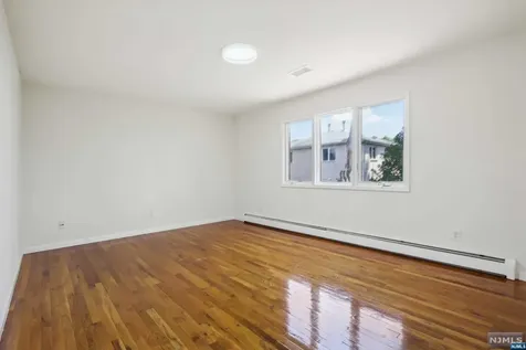 460 1st Street Palisades Park NJ 07650