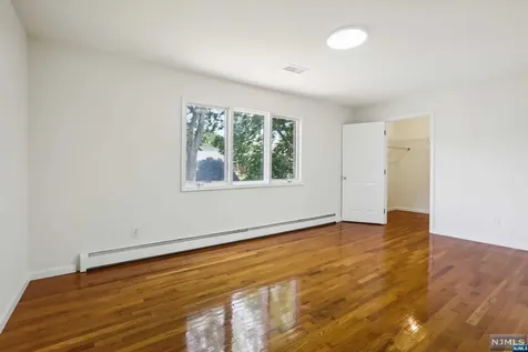 460 1st Street Palisades Park NJ 07650
